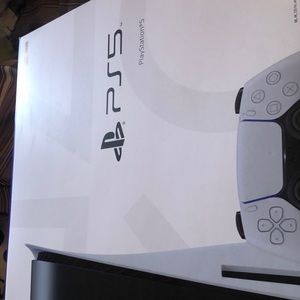 PlayStation 5 disc version (PS5)